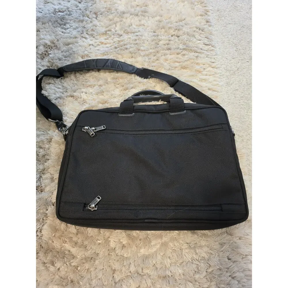 Tumi Men’s Black Ballistic Nylon Zipper Closure Briefcase 2 Way Laptop Bag